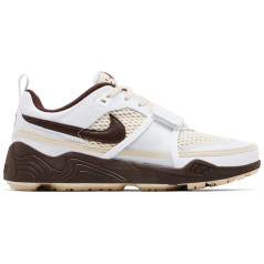 NIKE Zoom Field Jaxx x Travis Scott Light Chocolate